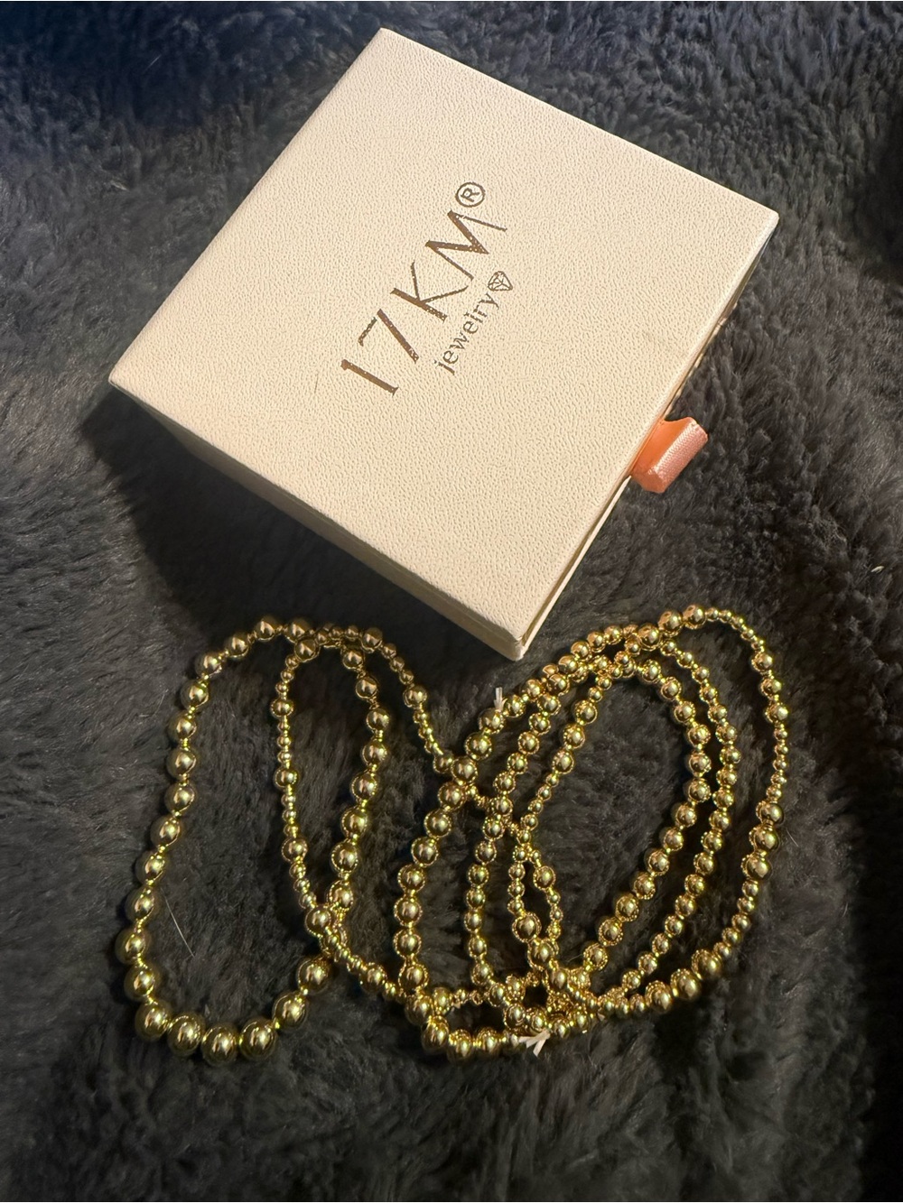 Set of 5 goldtone bracelets